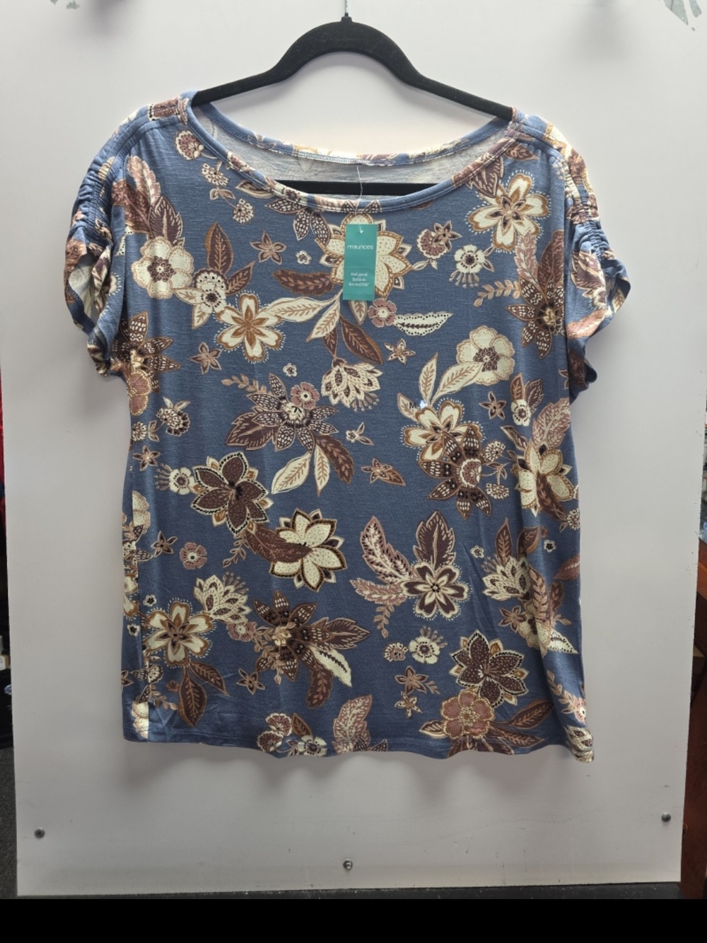 Maurices Blue Floral Short Sleeve Tee with Cream and Brown Accents